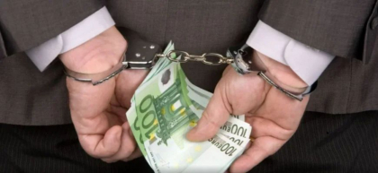 Manelist condamnat pentru bani falsi la Targu-Jiu! Denuntat de prostituate