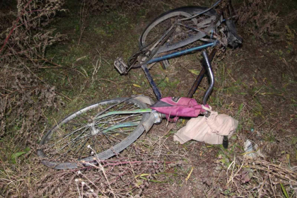 Un barbat a murit, dupa ce a fost lovit de o masina condusa de un om baut pe o strada din Ungheni - FOTO