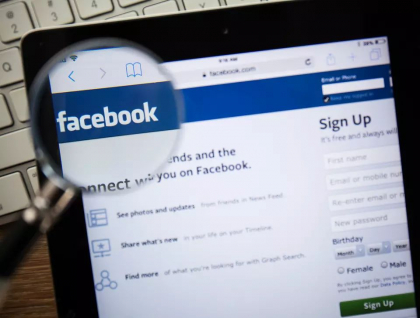 Criza Facebook se amplifica in urma unor noi scurgeri de informatii. Un alt fost angajat acuza compania ca permite dezinformarea
