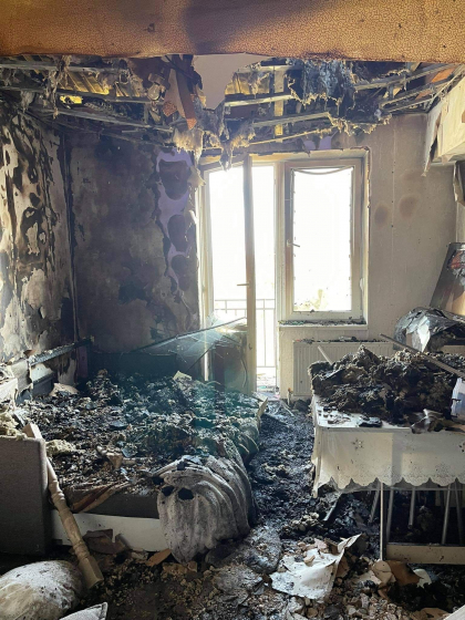 Imagini socante cu dezastrul lasat de incendiul puternic de la Buiucani, unde 20 de apartamente au fost distruse in totalitate de flacari - FOTO Imagini socante cu dezastrul lasat de incendiul puternic de la Buiucani, unde 20 de apartamente au fost distruse in totalitate de flacari - FOTO