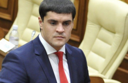 O noua sedinta de judecata in dosarul de trafic de influenta pe numele fostului democrat Constantin Tutu / DOC