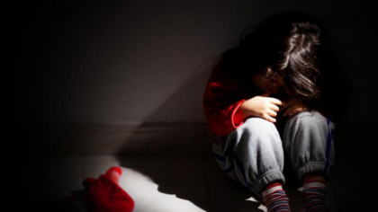 Crima teribila in capitala. Un copil de 2 ani a fost ucis de o tanara in grija careia a fost lasat de propria mama Crima teribila in capitala. Un copil de 2 ani a fost ucis de o tanara in grija careia a fost lasat de propria mama