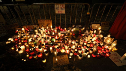 Legea anti-avort din Polonia face prima victima - o femeie de 30 de ani. Politician PiS: „Moartea e un fapt biologic” Legea anti-avort din Polonia face prima victima - o femeie de 30 de ani. Politician PiS: „Moartea e un fapt biologic”