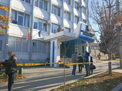 Alerta cu bomba la doua sedii ale Judecatoriei Chisinau - falsa Alerta cu bomba la doua sedii ale Judecatoriei Chisinau - falsa