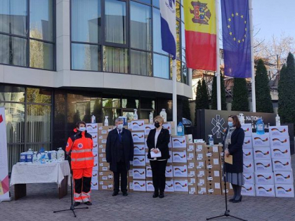 Germania a donat Centrului National de Asistenta Medicala Urgenta Prespitaliceasca aproape 12 tone de dezinfectant