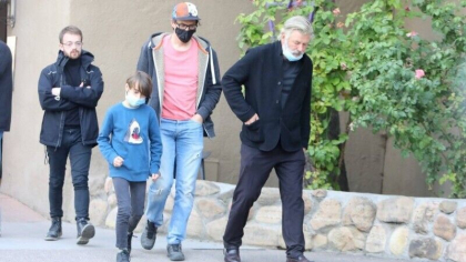 Dosar penal pentru Alec Baldwin, dupa uciderea directoarei Halyna Hutchins, pentru „o trauma emotionala severa”