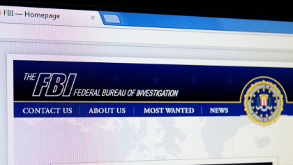 Sistemul de e-mailuri al FBI a fost spart de hackeri. Zecii de mii de mesaje de avertisment au fost trimise Sistemul de e-mailuri al FBI a fost spart de hackeri. Zecii de mii de mesaje de avertisment au fost trimise