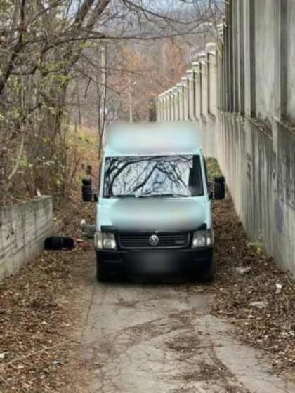 Accident in capitala. O femeie de 49 de ani a murit, dupa ce a fost lovita de un microbuz - FOTO