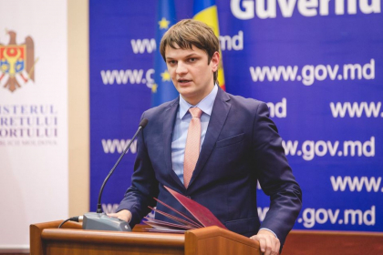 Conferinta de presa sustinuta de Andrei Spinu cu privire la Contractul semnat pentru constructia unei noi linii electrice aeriene 400 kV pe directia Vulcanesti - Chisinau - VIDEO Conferinta de presa sustinuta de Andrei Spinu cu privire la Contractul semnat pentru constructia unei noi linii electrice aeriene 400 kV pe directia Vulcanesti - Chisinau - VIDEO
