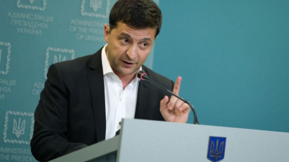 Vladimir Zelenski promite bani celor care se vaccineaza anti-COVID