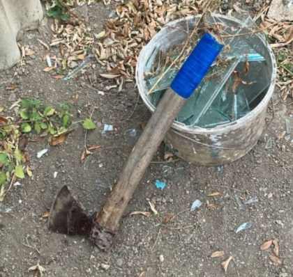 Crima cu sange rece la Soroca. Un minor de 17 ani a omorat cu toporul un batran - FOTO
