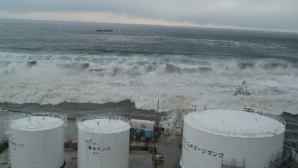 „Zidul de gheata” care inconjoara centrala nucleara de la Fukushima s-a topit partial