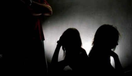 Un roman - retinut in Moldova pentru trafic de persoane. Acesta detinea o retea de prestare a serviciilor sexuale contra plata in Belgia Un roman - retinut in Moldova pentru trafic de persoane. Acesta detinea o retea de prestare a serviciilor sexuale contra plata in Belgia