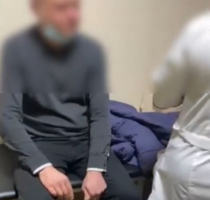 Un barbat - prins baut la volan, la Botanica. Alti soferi l-au oprit pana la sosirea politiei - VIDEO Un barbat - prins baut la volan, la Botanica. Alti soferi l-au oprit pana la sosirea politiei - VIDEO