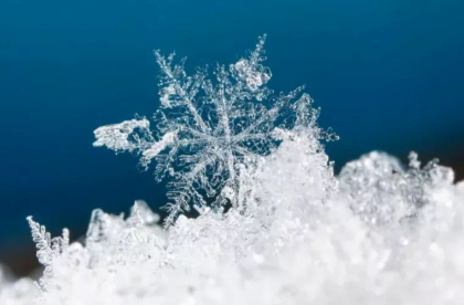 A venit iarna. La Floresti au cazut primii fulgi - VIDEO A venit iarna. La Floresti au cazut primii fulgi - VIDEO