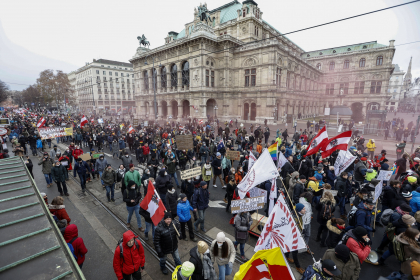 Protest cu peste 40.000 de oameni, la Viena, impotriva lockdown-ului si a vaccinarii obligatorii - FOTO/VIDEO Protest cu peste 40.000 de oameni, la Viena, impotriva lockdown-ului si a vaccinarii obligatorii - FOTO/VIDEO