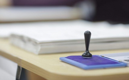 Cum explica CEC suspendarea alegerile locale din municipiul Balti chiar inaintea deschiderii sectiilor de votare: "Pentru a proteja procesul electoral, ca acesta sa nu fie viciat si mai mult" Cum explica CEC suspendarea alegerile locale din municipiul Balti chiar inaintea deschiderii sectiilor de votare: "Pentru a proteja procesul electoral, ca acesta sa nu fie viciat si mai mult"