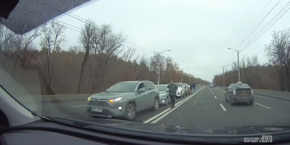 Accident in lant pe o strada din capitala. Patru masini s-au lovit in aceasta dimineata Accident in lant pe o strada din capitala. Patru masini s-au lovit in aceasta dimineata