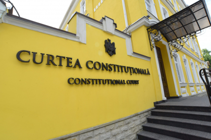 Platforma DA sustine ca majorarea salariilor judecatorilor de la CC s-a facut fara avizul executivului: "Guvernul actual nu a accepat acest amendament" - VIDEO Platforma DA sustine ca majorarea salariilor judecatorilor de la CC s-a facut fara avizul executivului: "Guvernul actual nu a accepat acest amendament" - VIDEO