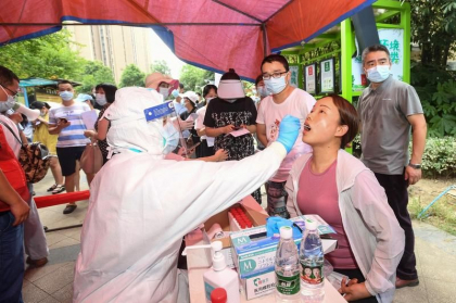 Productie oprita in unul dintre cele mai mari centre industriale din China, din cauza unui focar Covid. Peste 50.000 de oameni, pusi in carantina Productie oprita in unul dintre cele mai mari centre industriale din China, din cauza unui focar Covid. Peste 50.000 de oameni, pusi in carantina