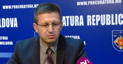 Ultima ora. Perchezitii la domiciliul fostului sef PCCOCS - Ion Caracuian Ultima ora. Perchezitii la domiciliul fostului sef PCCOCS - Ion Caracuian