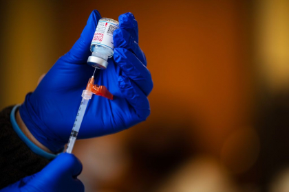 Persoanele care au incheiat schema completa de vaccinare se vor putea imuniza cu doza booster / DOC Persoanele care au incheiat schema completa de vaccinare se vor putea imuniza cu doza booster / DOC