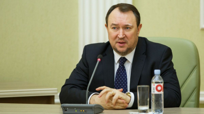Alexandru Tanase, despre intalnirea Mitropolitului Vladimir cu Vadim Krasnoselskii: "Sper ca acesta guvernare sa nu-si traga selfy-uri pe la biserici cu aceasta gasca de agenti in sutane" Alexandru Tanase, despre intalnirea Mitropolitului Vladimir cu Vadim Krasnoselskii: "Sper ca acesta guvernare sa nu-si traga selfy-uri pe la biserici cu aceasta gasca de agenti in sutane"