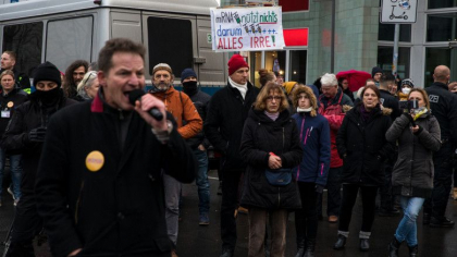 Proteste in Germania si in alte state europene impotriva restrictiilor si vaccinarii obligatorii Proteste in Germania si in alte state europene impotriva restrictiilor si vaccinarii obligatorii