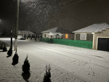 Ninge in nordul tarii. Iata momentul surprins de locuitori regiunii - FOTO Ninge in nordul tarii. Iata momentul surprins de locuitori regiunii - FOTO