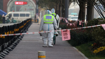26 de oficiali chinezi vor fi pedepsiti pentru focarul de COVID din orasul Xian. 13 milioane de oameni in lockdown 26 de oficiali chinezi vor fi pedepsiti pentru focarul de COVID din orasul Xian. 13 milioane de oameni in lockdown