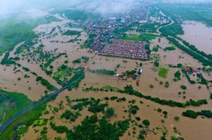 Furia apelor a lovit statul brazilian Bahia. Sunt cel putin 18 morti si zeci de mii de oameni evacuati: ''Este o tragedie'' Furia apelor a lovit statul brazilian Bahia. Sunt cel putin 18 morti si zeci de mii de oameni evacuati: ''Este o tragedie''