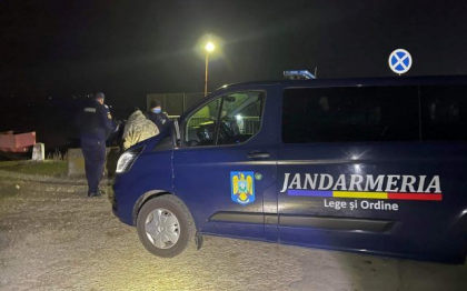 O fata de 13 ani din Romania, disparuta de acasa in ziua de Craciun - gasita de jandarmi. Adolescenta era in stare de soc - FOTO