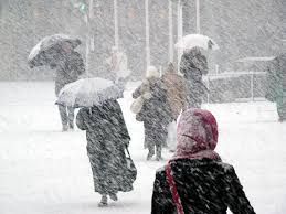 Ninsorile au pus stapanire pe tara. Meteorologii spun ca in urmatoarele zile vom avea parte de temperaturi negative. Prognoza meteo - FOTO