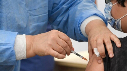 Cand am putea reveni la normalitate. Unii experti sustin ca ar trebui eliminata carantina pentru infectati dupa valul Omicron Cand am putea reveni la normalitate. Unii experti sustin ca ar trebui eliminata carantina pentru infectati dupa valul Omicron