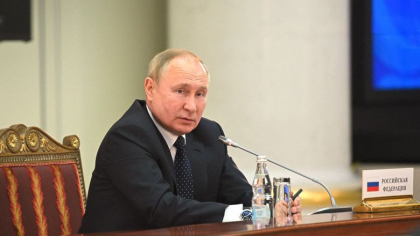 Vladimir Putin spune ca este convins ca un dialog eficient este posibil cu SUA Vladimir Putin spune ca este convins ca un dialog eficient este posibil cu SUA