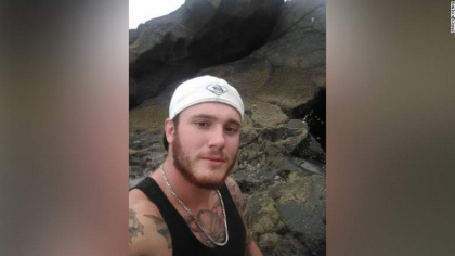 Moartea misterioasa a unui luptator. Ramasitele lui au fost gasite in padure, la 2 ani dupa ce a disparut Moartea misterioasa a unui luptator. Ramasitele lui au fost gasite in padure, la 2 ani dupa ce a disparut