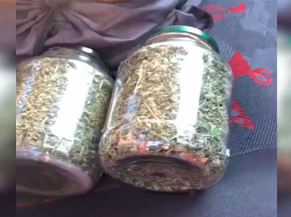 Droguri in valoare de 250 000 mii lei - confiscate de oamenii legii. Momentul in care faptasii sunt retinuti - FOTO/VIDEO