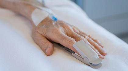 Un barbat de 56 de ani din Hincesti - transportat de urgenta la spital, dupa ce a fost injunghiat. Cum s-a intamplat totul Un barbat de 56 de ani din Hincesti - transportat de urgenta la spital, dupa ce a fost injunghiat. Cum s-a intamplat totul