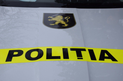 Un barbat, dat in cautare pentru vinderea drogurilor - retinut. Ce risca acesta Un barbat, dat in cautare pentru vinderea drogurilor - retinut. Ce risca acesta