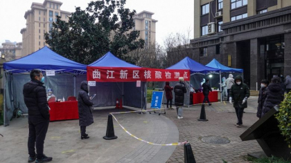 China impune lockdown intr-un oras de peste un milion de locuitori dupa ce au fost descoperite trei cazuri asimptomatice de coronavirus

