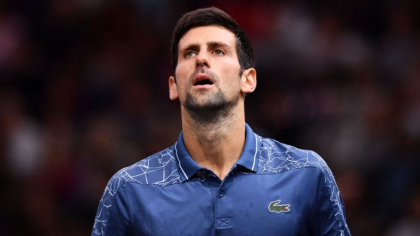 Novak Djokovic este blocat in aeroportul din Melbourne iar guvernul local nu-l lasa sa intre in Australia