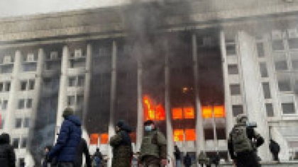  Revolutia din Kazahstan, reprimata cu ajutorul fortelor ruse. Armata trage in demonstranti. Cadavre pe strazile din Almati