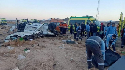 17 oameni au murit si alti 17 au fost raniti dupa ce un autobuz si un microbuz s-au ciocnit frontal, in Egipt