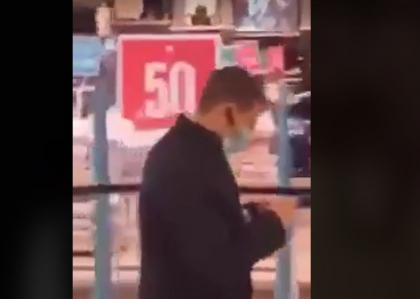 Ilan Sor - surprins intr-un centru comercial din Israel - VIDEO Ilan Sor - surprins intr-un centru comercial din Israel - VIDEO