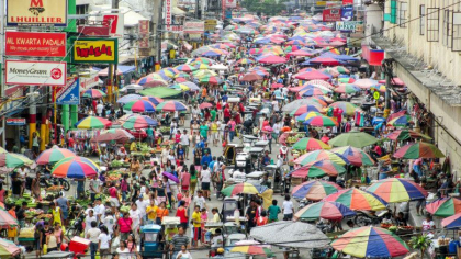 Persoanele nevaccinate anti-COVID nu mai au voie sa circule cu transportul public in Manila
Persoanele nevaccinate anti-COVID nu mai au voie sa circule cu transportul public in Manila