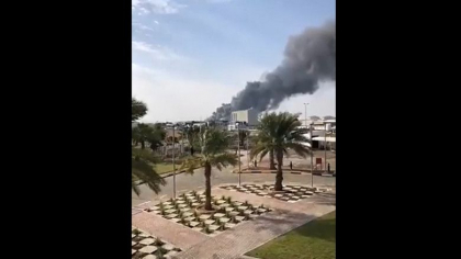 Tensiuni intre EAU si Iran. Trei oameni au murit dupa o explozie langa aeroportul din Abu Dhabi, provocata de un posibil atac cu drona - VIDEO