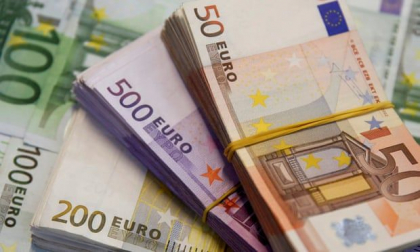 Guvernul Romaniei va oferi un ajutor financiar pentru Republica Moldova in valoare de 100 de milioane de euro Guvernul Romaniei va oferi un ajutor financiar pentru Republica Moldova in valoare de 100 de milioane de euro