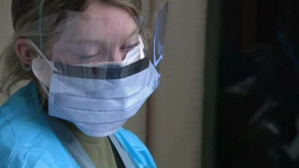 Medicii sud-africani cred ca varianta Omicron ar putea aduce cu sine sfarsitul pandemiei
