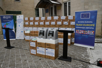 300 de concentratoare de oxigen si 3.000 de pulsoximetre au ajuns in Republica Moldova - FOTO