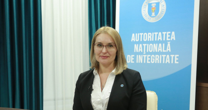 Precizarile ANI, dupa perchezitiile la domiciliul Rodicai Antoci: „A ramas la birou si isi continua atributiile de serviciu” Precizarile ANI, dupa perchezitiile la domiciliul Rodicai Antoci: „A ramas la birou si isi continua atributiile de serviciu”